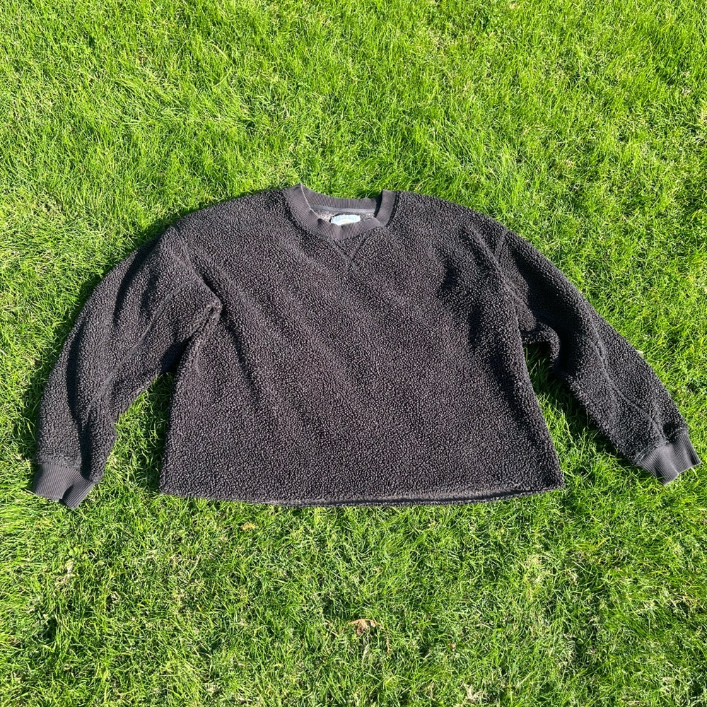 American Eagle Outfitters Gray Knit Crop Top Crew Neck